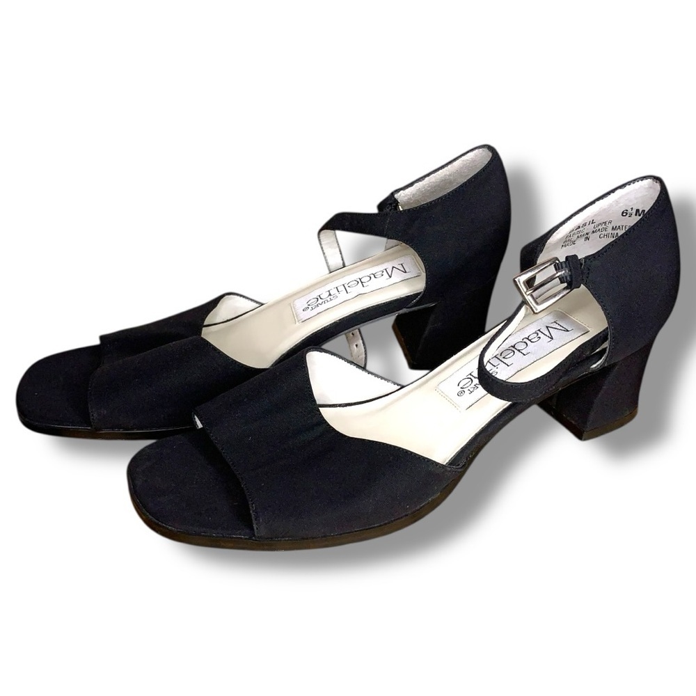 Vintage Size 6.5 Madeline Stuart Black Open Toe Block Heels 2” Heel Height 90s